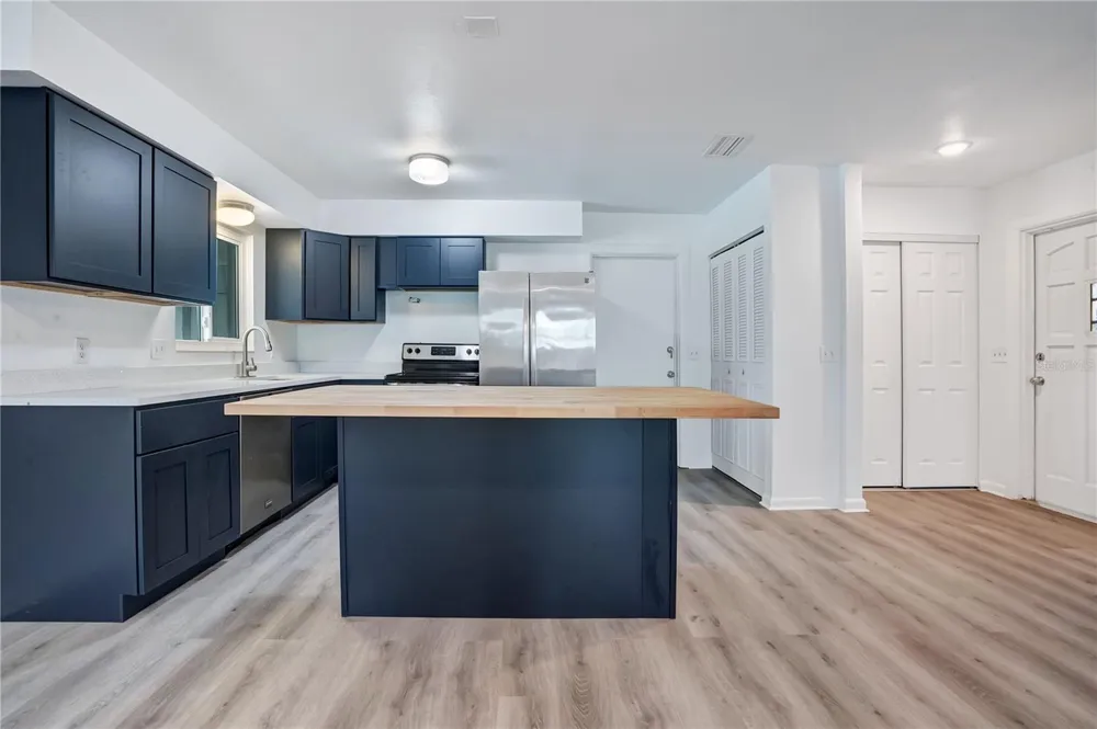 205 FERN ROAD Winter Haven, FL 33880