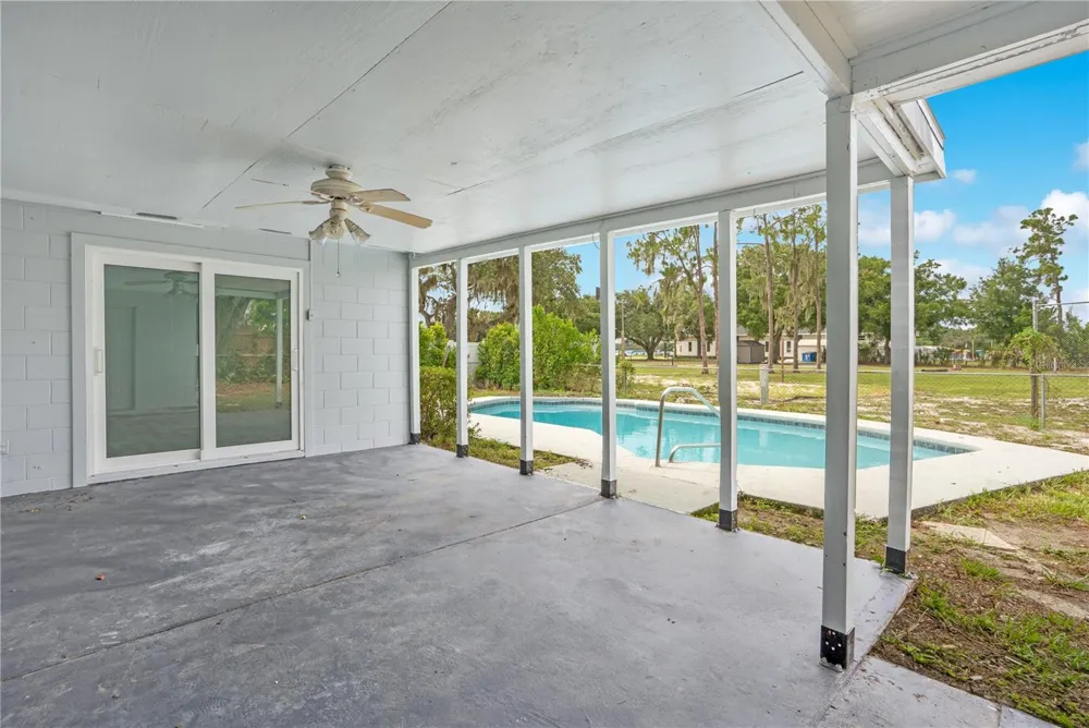 205 FERN ROAD Winter Haven, FL 33880