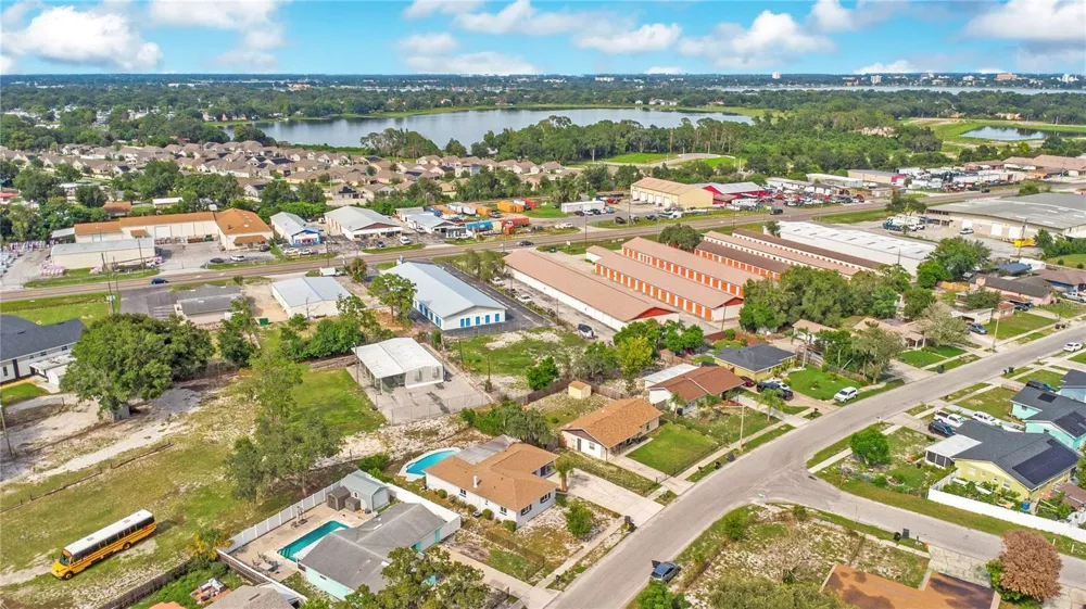 205 FERN ROAD Winter Haven, FL 33880