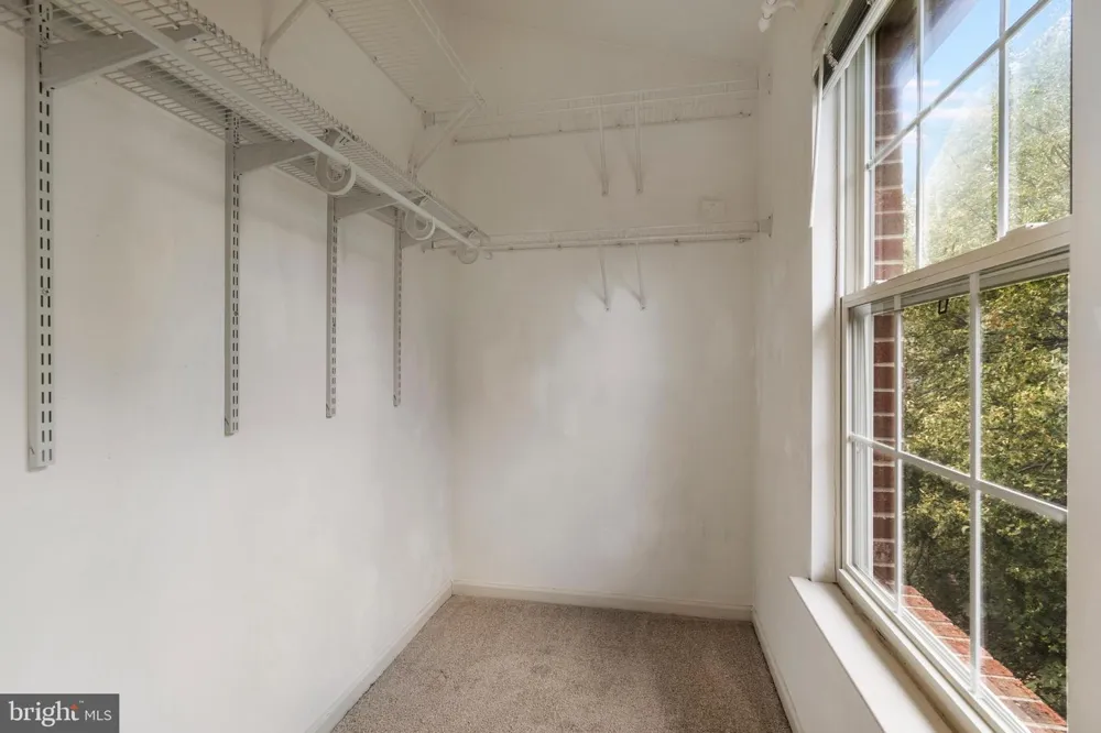 4109 LECLAIR COURT Fairfax, VA 22033