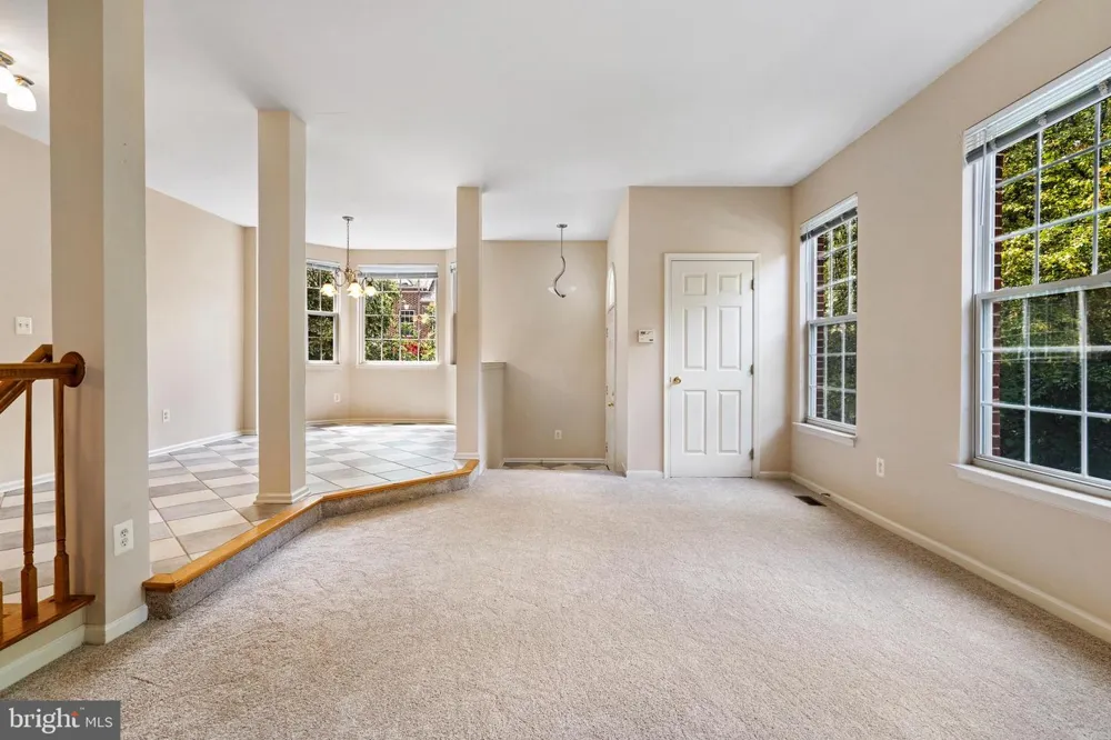 4109 LECLAIR COURT Fairfax, VA 22033
