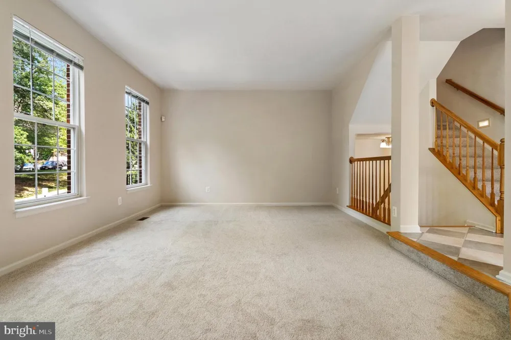 4109 LECLAIR COURT Fairfax, VA 22033