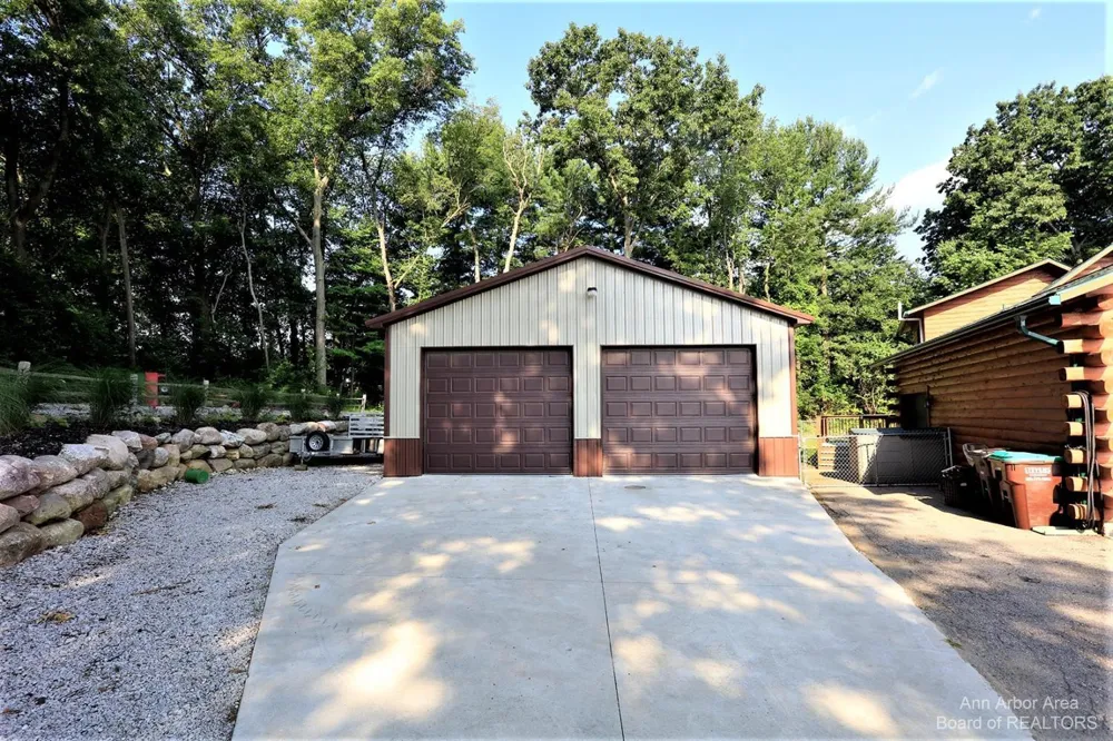 1224 W David Kempf Court Saline, MI 48176