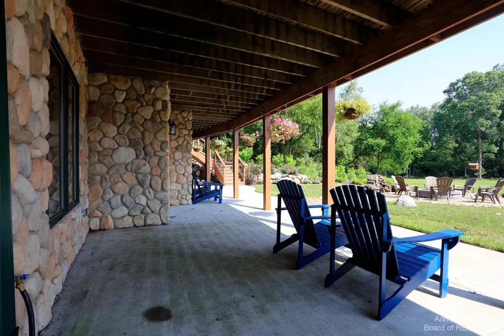 1224 W David Kempf Court Saline, MI 48176