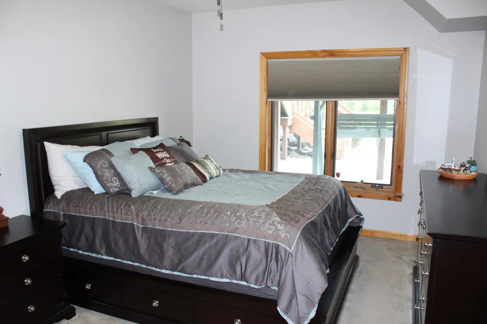 1224 W David Kempf Court Saline, MI 48176