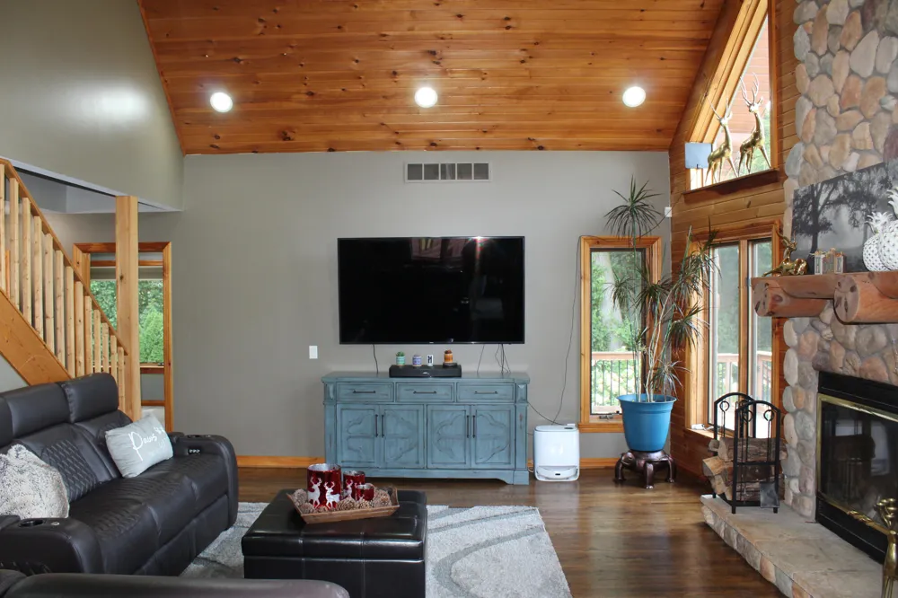 1224 W David Kempf Court Saline, MI 48176