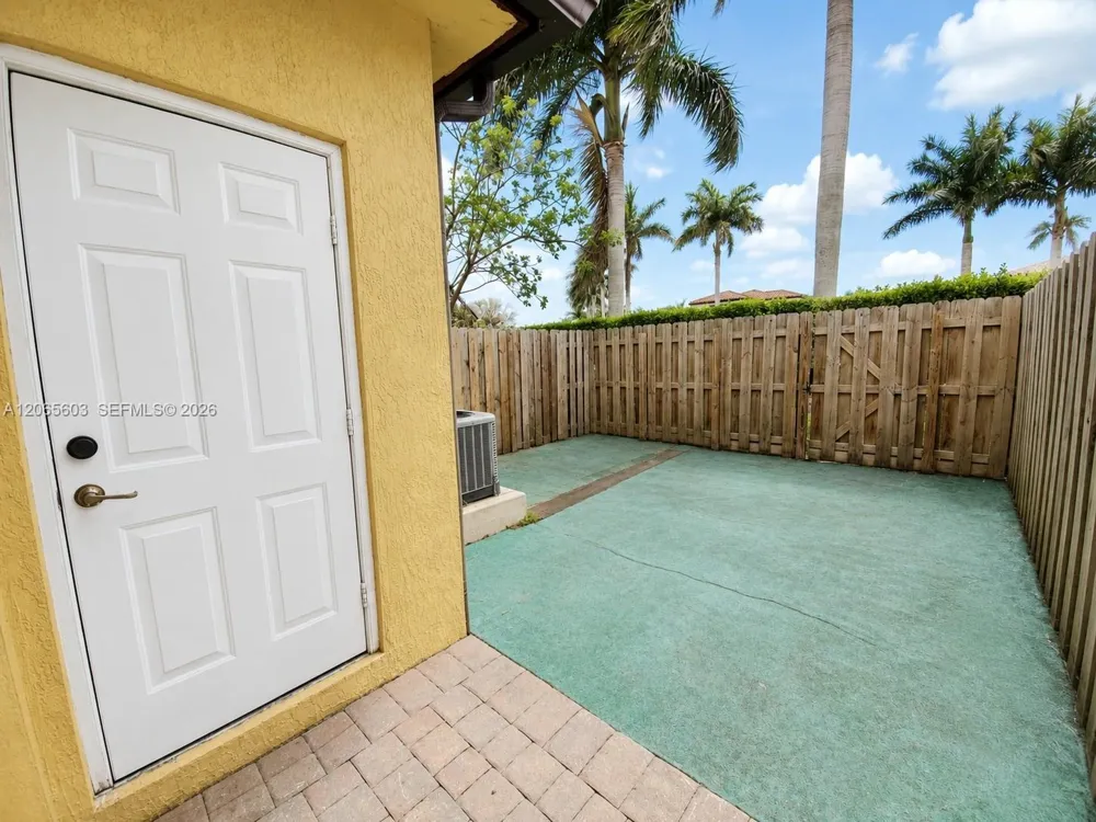 413 SE 32nd Ter #413 Homestead, FL 33033