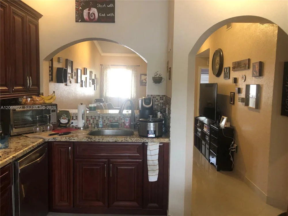1250 SE 29th St #204-58 Homestead, FL 33035
