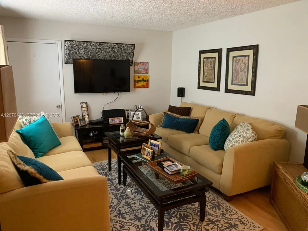 3340 Torremolinos Ave #A-40 Doral, FL 33178