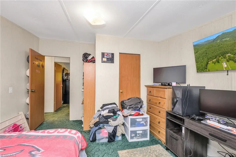 8112 NC Highway 16 Millers Creek, NC 28651