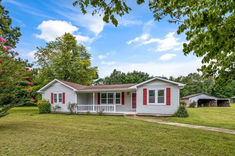 139 Quick School Rd Fayetteville, TN 37334