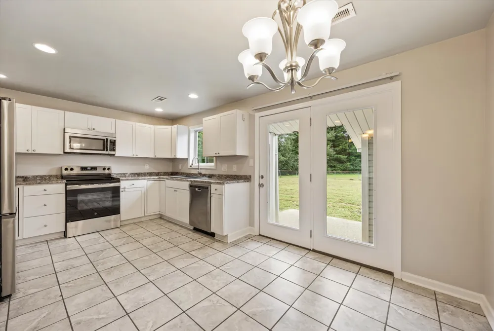 139 Quick School Rd Fayetteville, TN 37334