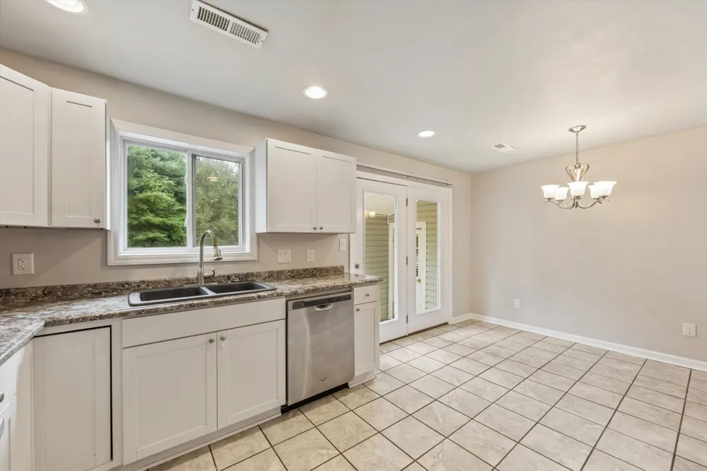 139 Quick School Rd Fayetteville, TN 37334