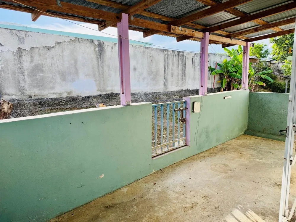 Calle 5 Blq 4 J 21 VILLAS DEL REY Caguas, PR 00725