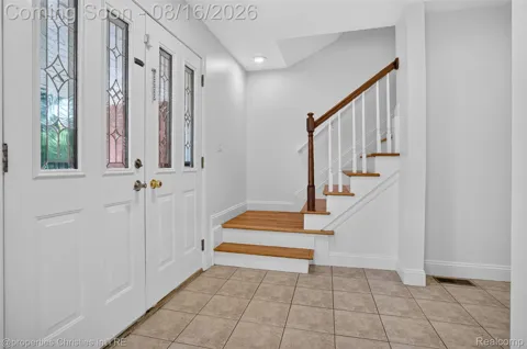 2834 Rossmoor Circle