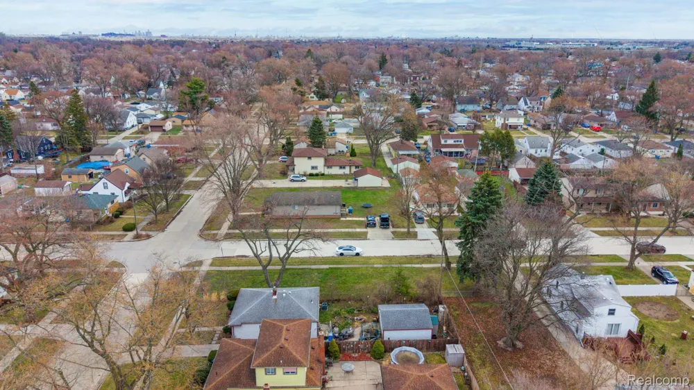 Powers Avenue Dearborn Heights City, MI 48125