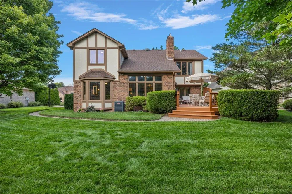 14978 Cadillac Drive Shelby Charter Township, MI 48315