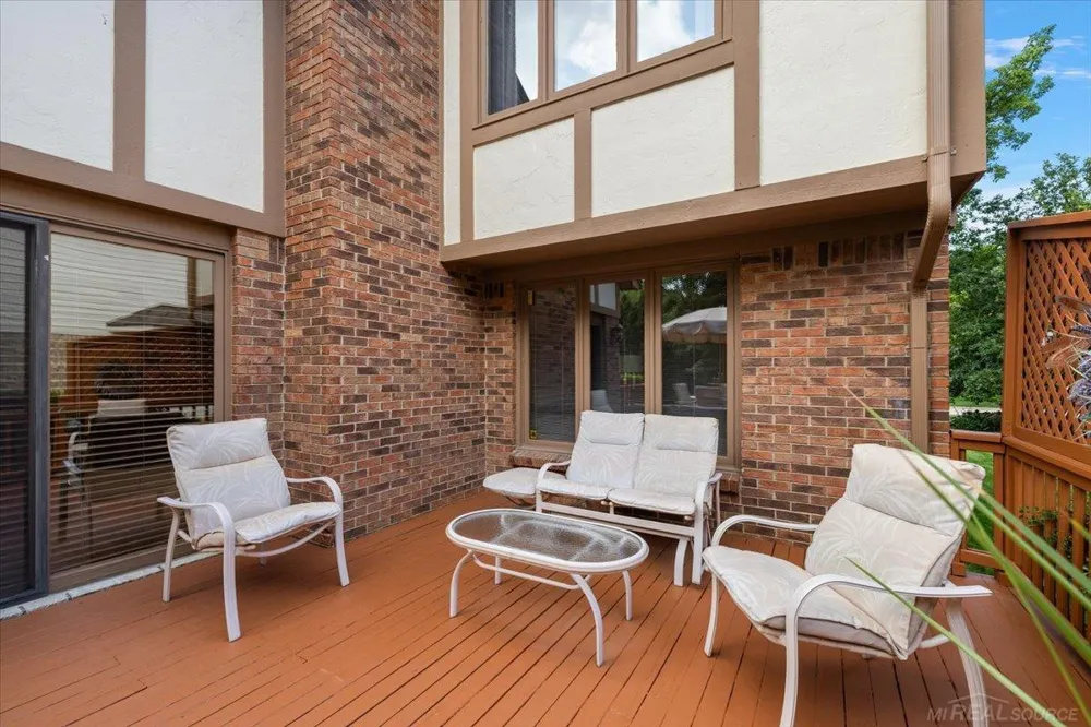 14978 Cadillac Drive Shelby Charter Township, MI 48315