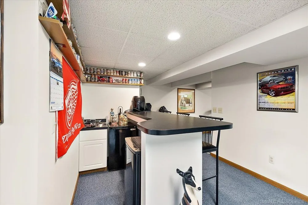 14978 Cadillac Drive Shelby Charter Township, MI 48315