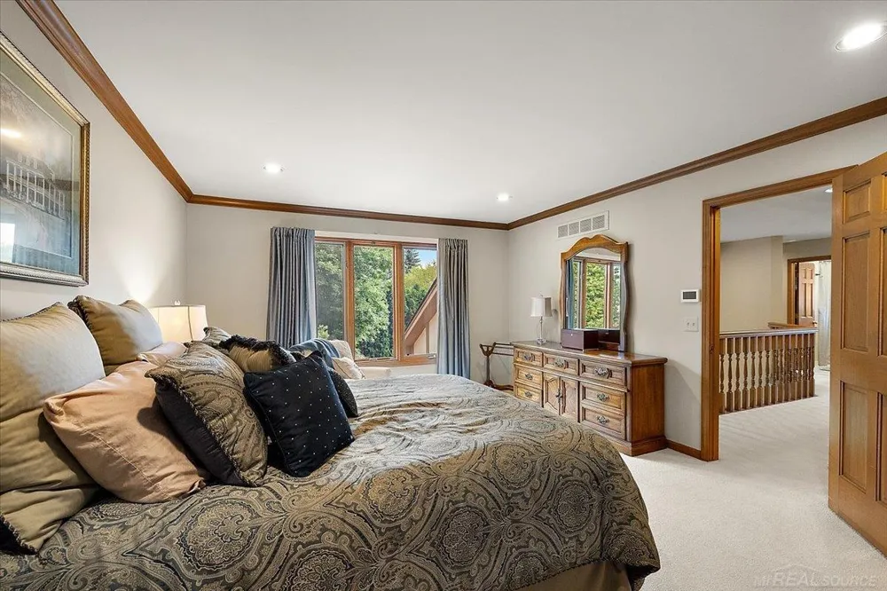 14978 Cadillac Drive Shelby Charter Township, MI 48315