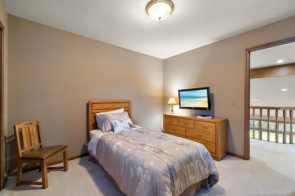 14978 Cadillac Drive Shelby Charter Township, MI 48315