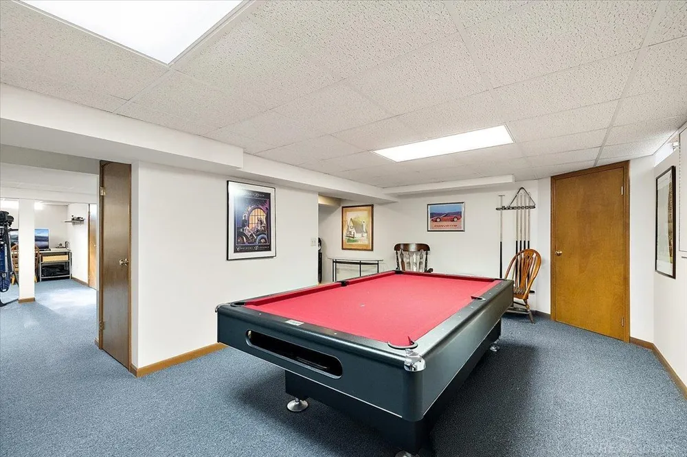 14978 Cadillac Drive Shelby Charter Township, MI 48315
