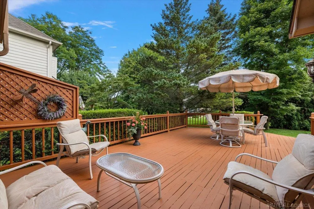 14978 Cadillac Drive Shelby Charter Township, MI 48315