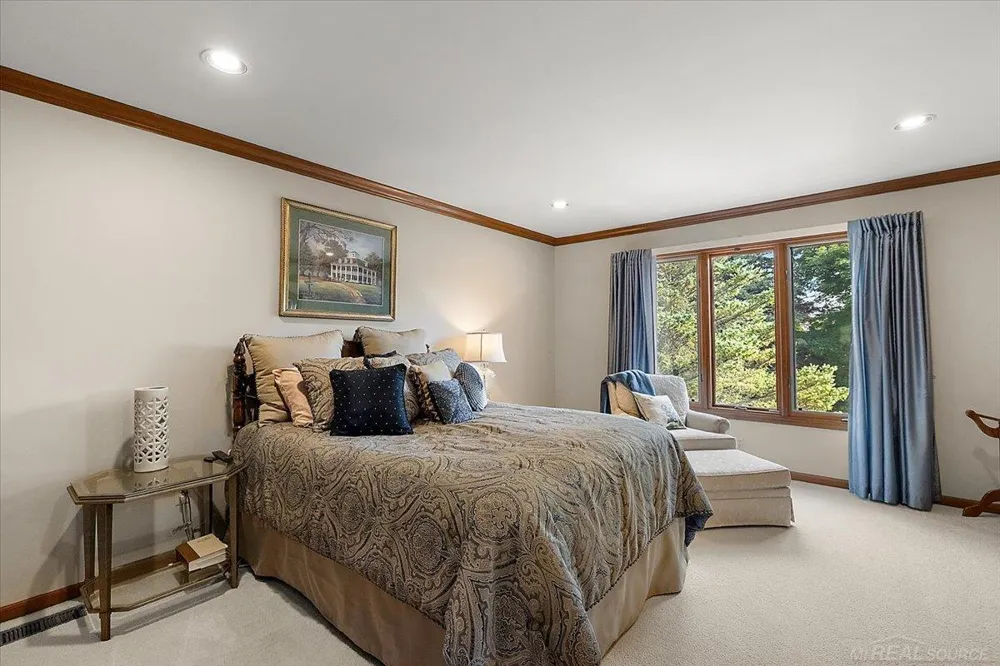 14978 Cadillac Drive Shelby Charter Township, MI 48315