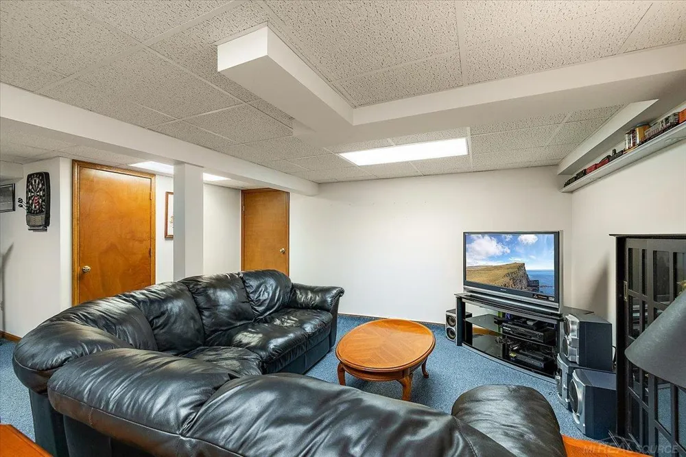 14978 Cadillac Drive Shelby Charter Township, MI 48315