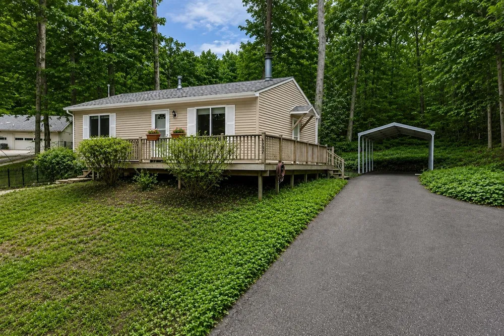 1392 Valley Drive Garfield Charter Township, MI 49685