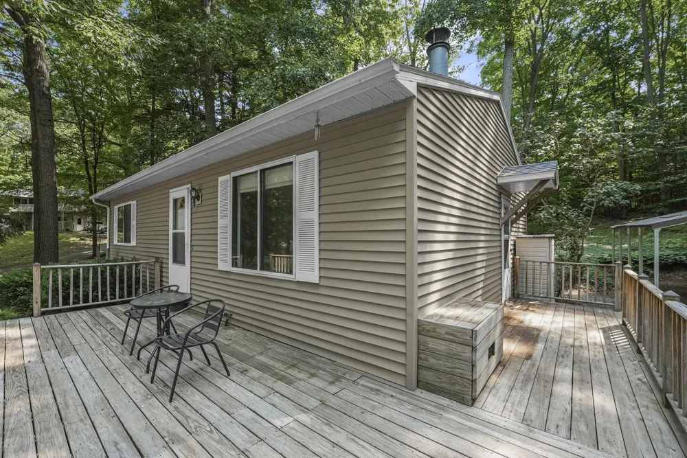 1392 Valley Drive Garfield Charter Township, MI 49685