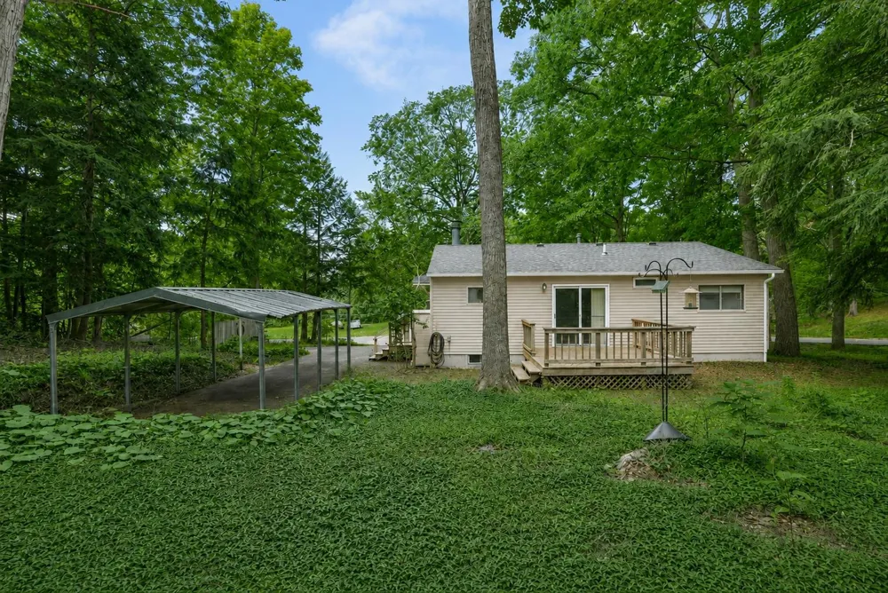 1392 Valley Drive Garfield Charter Township, MI 49685