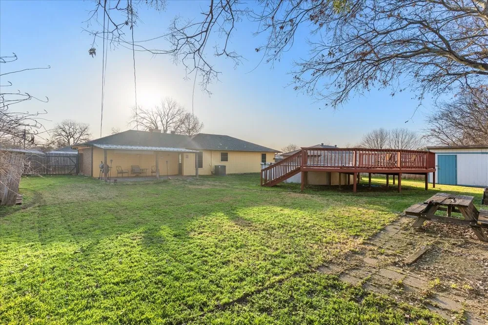 432 Post Oak Lane Burleson, TX 76028