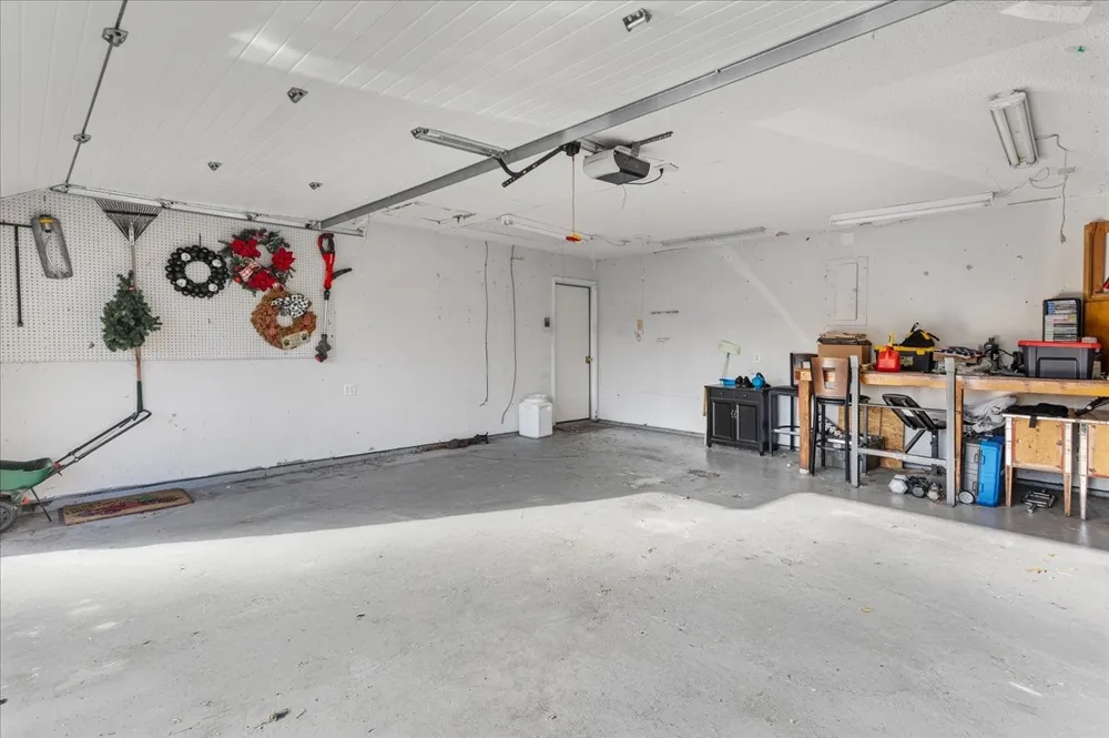 432 Post Oak Lane Burleson, TX 76028