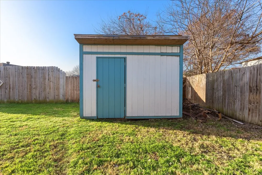 432 Post Oak Lane Burleson, TX 76028