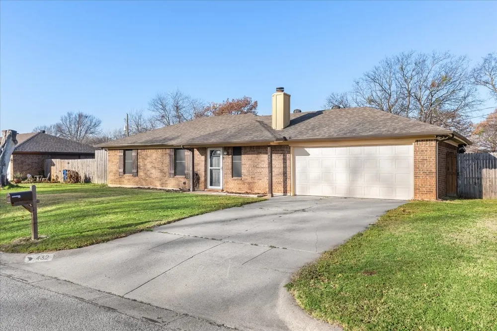 432 Post Oak Lane Burleson, TX 76028