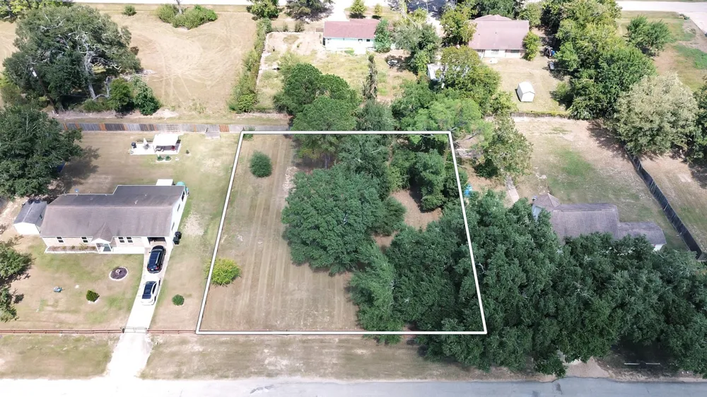 3210 2nd Street Brookshire, TX 77423