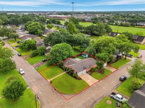 2017 Victoria Court