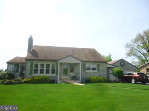4024 GRANDVIEW ROAD