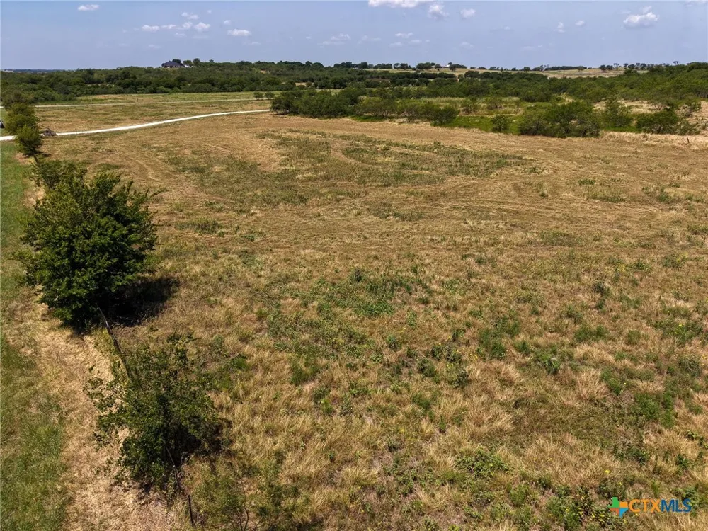 1227 Alexander Road Moody, TX 76557
