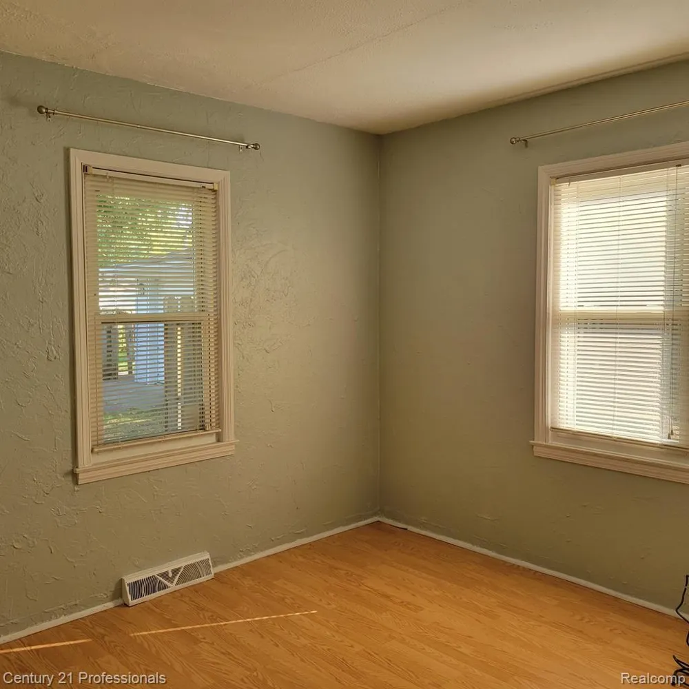 3225 CROOKS ROAD Rochester Hills City, MI 48309