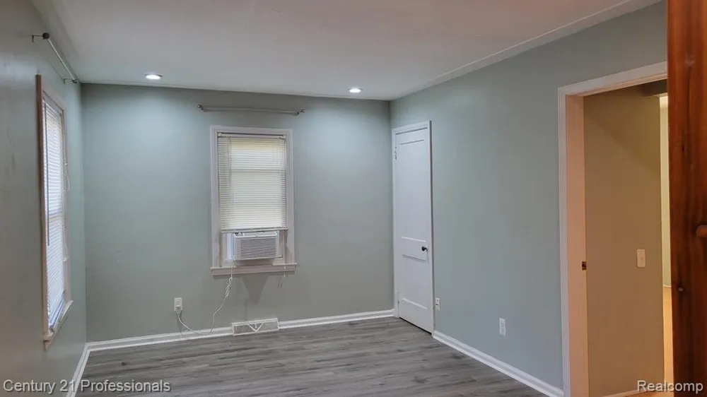 3225 CROOKS ROAD Rochester Hills City, MI 48309