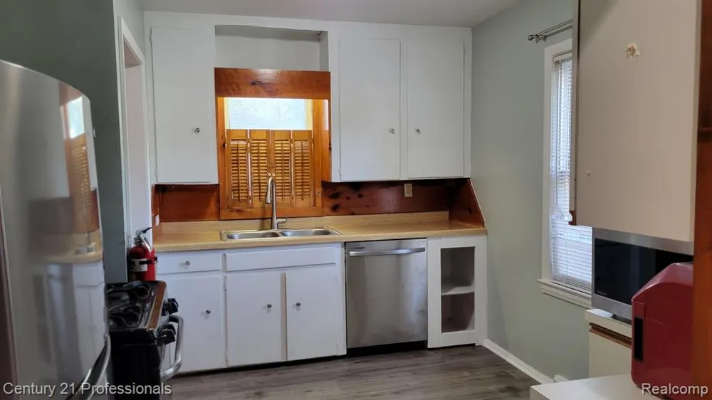 3225 CROOKS ROAD Rochester Hills City, MI 48309