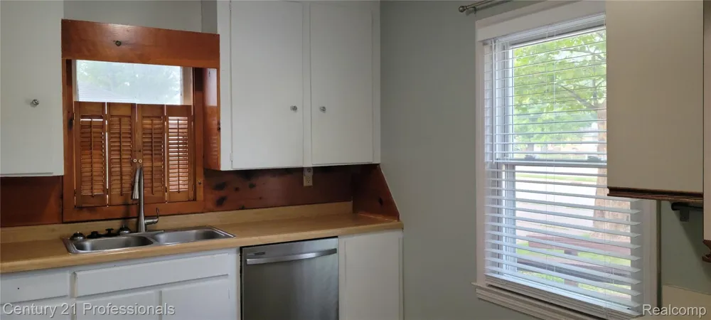 3225 CROOKS ROAD Rochester Hills City, MI 48309