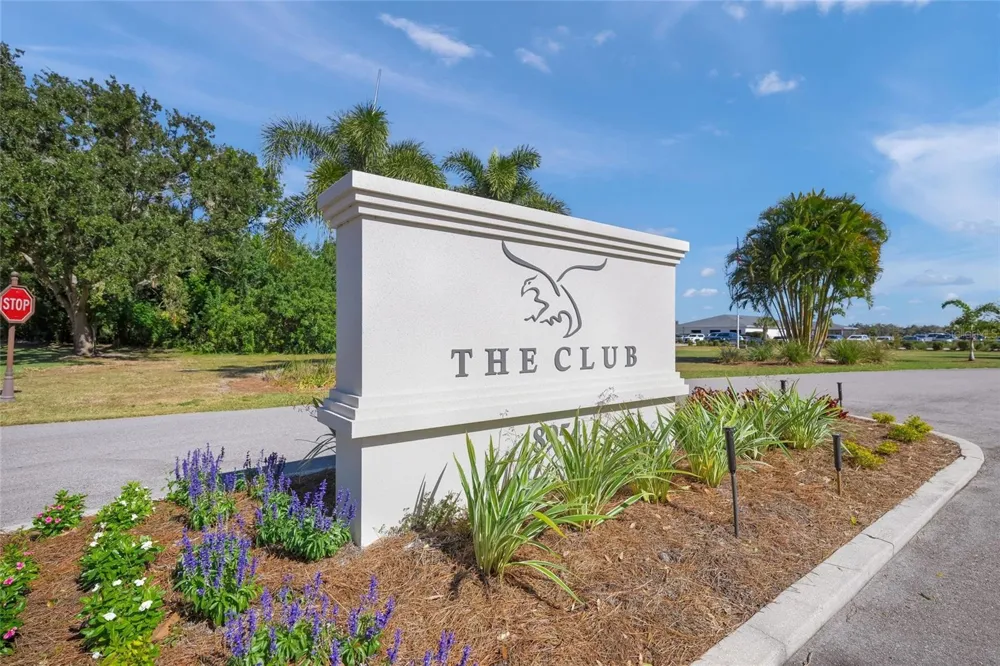 8488 EAGLE PRESERVE WAY Sarasota, FL 34241