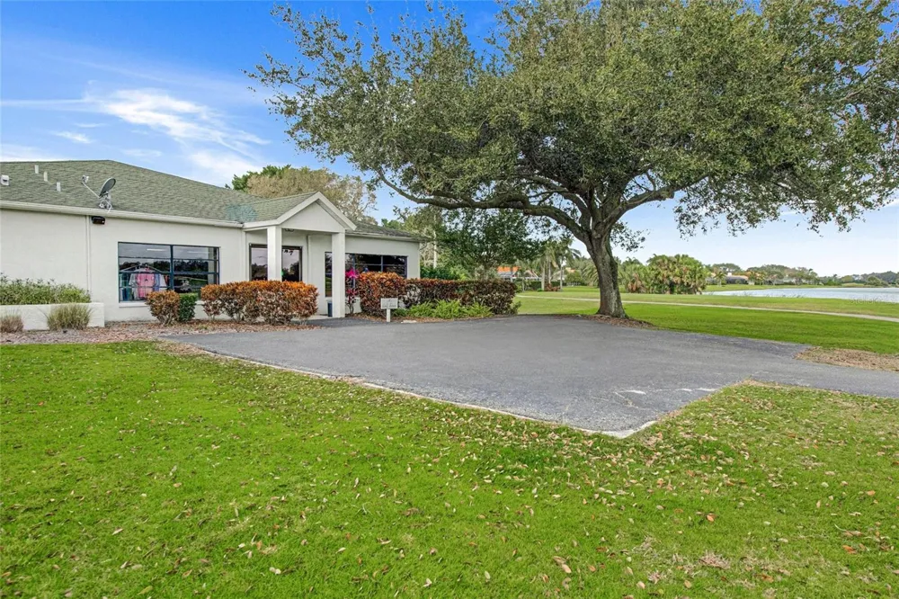 8488 EAGLE PRESERVE WAY Sarasota, FL 34241
