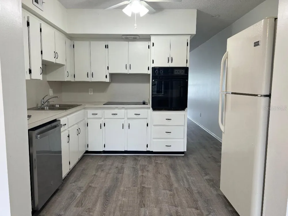 2429 ECUADORIAN WAY #47 Clearwater, FL 33763