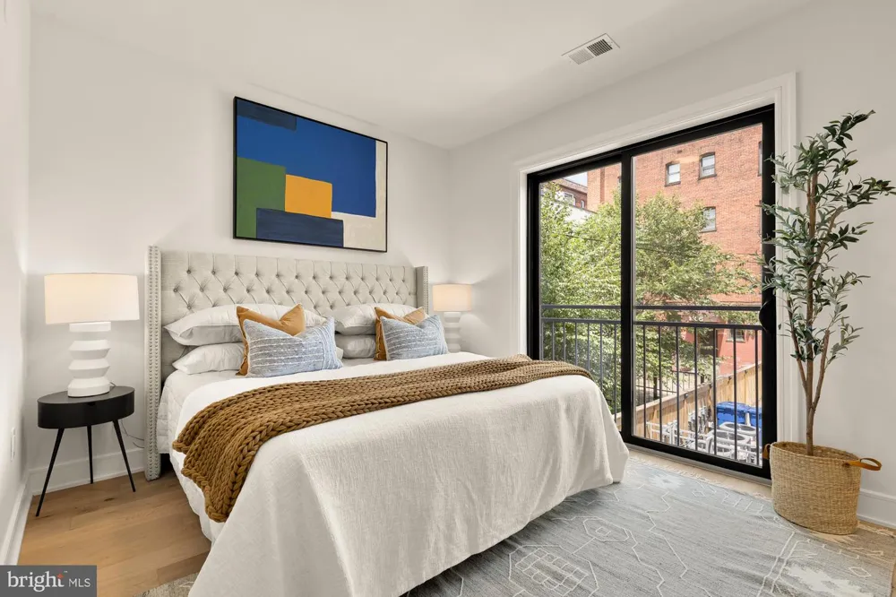 1463 HARVARD STREET NW #6 Washington, DC 20009