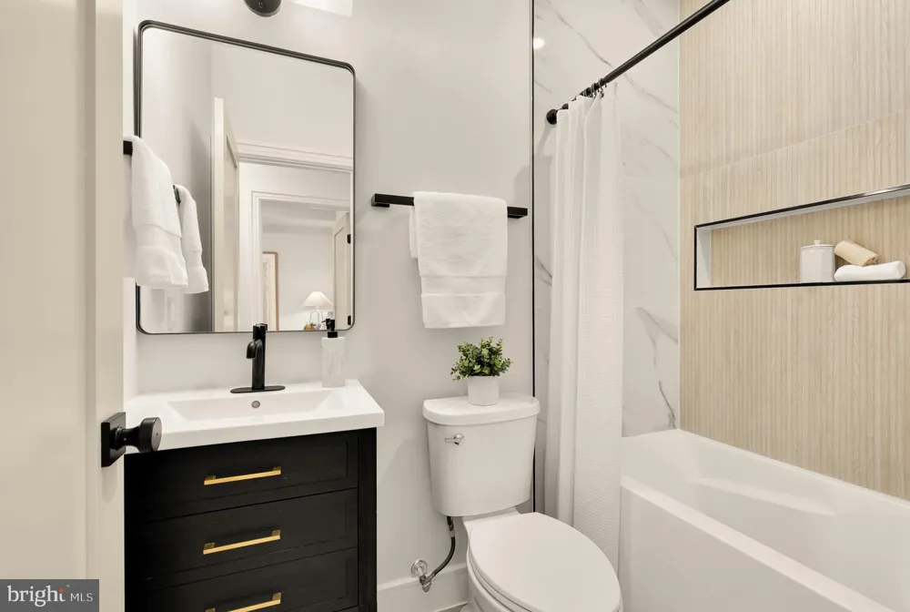 1463 HARVARD STREET NW #6 Washington, DC 20009