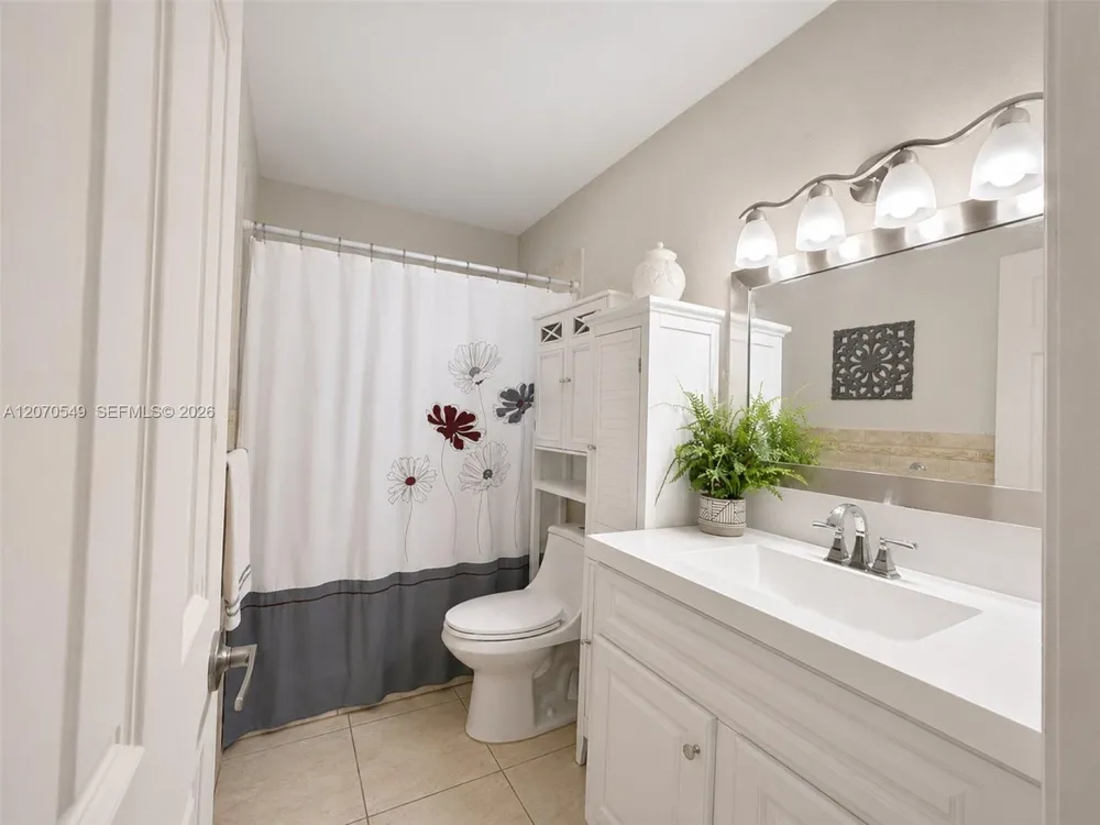 3312 NW 182nd St Miami Gardens, FL 33056
